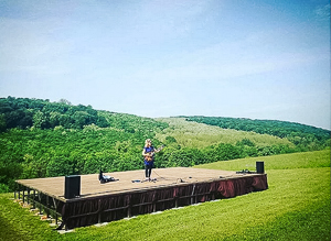 Jonas Vera - On Stage
